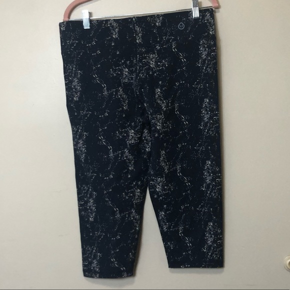 Task Performance Black and Silver Marble Cropped Pants. Size XL. NWT - Picture 2 of 7